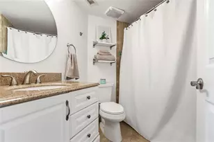 795 Hammond Dr, Atlanta, GA 30328 - Photo 15