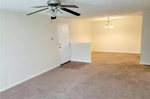 3303 Fairington Club Dr, Lithonia, GA 30038 - Photo 3