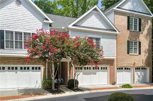 5492 Glenridge Dr, Sandy Springs, GA 30342 - Photo 1