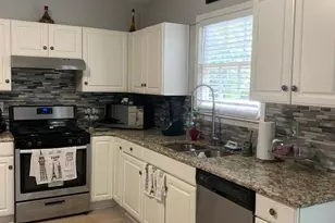 1041 San Lacinto Ln, Lawrenceville, GA 30043 - Photo 3