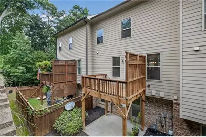 1044 Township Square, Alpharetta, GA 30022 - Photo 35