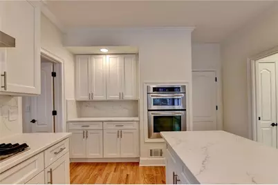 10645 Honey Brook Circle, Johns Creek, GA 30097 - Photo 19