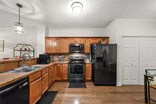 3034 Lauren Parc Rd, Decatur, GA 30032 - Photo 9