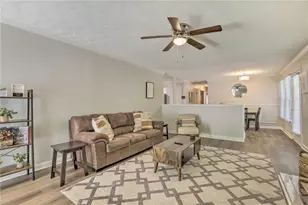 2671 Collier Dr NW, Atlanta, GA 30318 - Photo 3