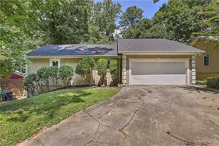 2671 Collier Dr NW, Atlanta, GA 30318 - Photo 1
