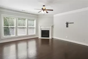 1400 Roswell Manor Cir, Roswell, GA 30076 - Photo 5