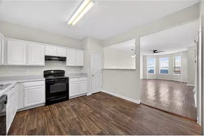 7614 Creekside Lane, Riverdale, GA 30296 - Photo 7