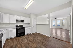 7614 Creekside Ln, Riverdale, GA 30296 - Photo 7