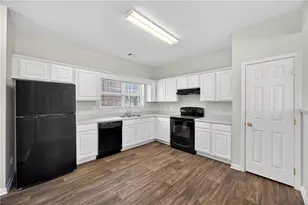 7614 Creekside Ln, Riverdale, GA 30296 - Photo 9
