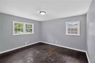 4373 Sun Valley Blvd, East Point, GA 30344 - Photo 13