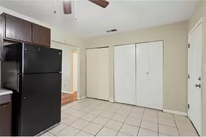 4085 Alex Drive SW, Atlanta, GA 30331 - Photo 9