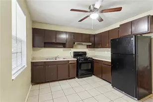 4085 Alex Dr SW, Atlanta, GA 30331 - Photo 11