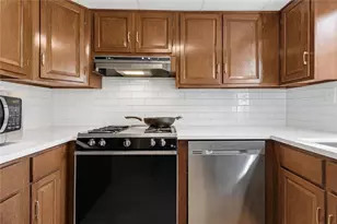 276 Lakemoore Dr NE, Atlanta, GA 30342 - Photo 11