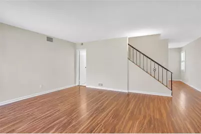 276 Lakemoore Drive NE #E, Atlanta, GA 30342 - Photo 7