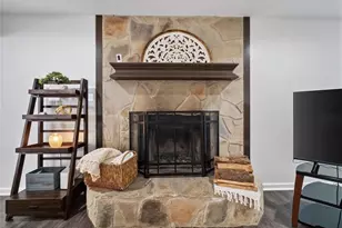 1290 Rocky Rd, Lawrenceville, GA 30044 - Photo 11