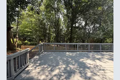 2404 Elmwood Circle, Atlanta, GA 30339 - Photo 11
