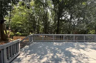 2404 Elmwood Circle, Atlanta, GA 30339 - Photo 11