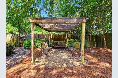 184 Peachtree Hollow Court, Atlanta, GA 30328 - Photo 21