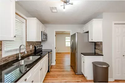 1251 Elizabeth Avenue SW, Atlanta, GA 30310 - Photo 9