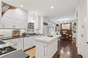 415 Tavern Cir, Sandy Springs, GA 30350 - Photo 23