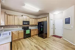 3970 Walnut Grove Way, Gainesville, GA 30506 - Photo 11