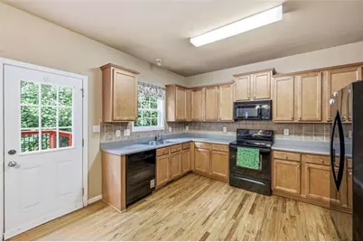 3970 Walnut Grove Way, Gainesville, GA 30506 - Photo 11