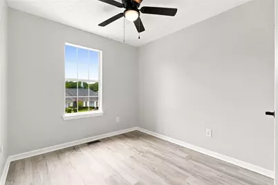 366 N Beach Court, Riverdale, GA 30274 - Photo 17