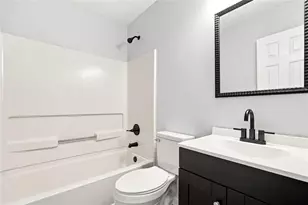 366 N Beach Ct, Riverdale, GA 30274 - Photo 19