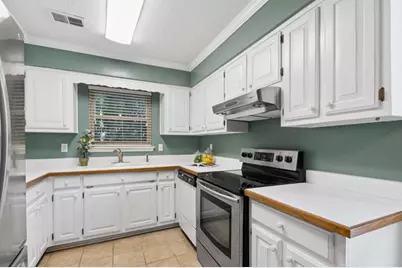 1147 Riverbend Club Drive SE, Atlanta, GA 30339 - Photo 11