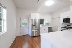 1402 Graham St SW, Atlanta, GA 30310 - Photo 11