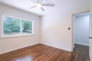 1652 Brewer Blvd SW, Atlanta, GA 30310 - Photo 15