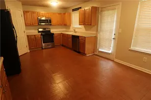 156 Shadowhill Ln, Loganville, GA 30052 - Photo 7