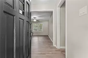 4295 Autumn Hill Dr, Stone Mountain, GA 30083 - Photo 5