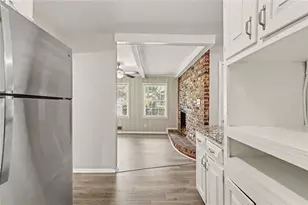 4295 Autumn Hill Dr, Stone Mountain, GA 30083 - Photo 7