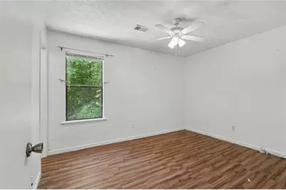 655 Harvard Drive NW, Lilburn, GA 30047 - Photo 15