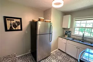 1900 Meadow Ln, Decatur, GA 30032 - Photo 13