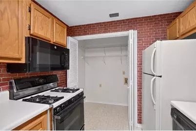 1010 Gettysburg Place, Sandy Springs, GA 30350 - Photo 15
