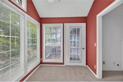 1010 Gettysburg Place, Sandy Springs, GA 30350 - Photo 9