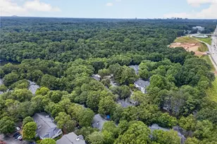 1010 Gettysburg Pl, Sandy Springs, GA 30350 - Photo 23