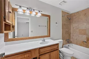 1010 Gettysburg Pl, Sandy Springs, GA 30350 - Photo 17