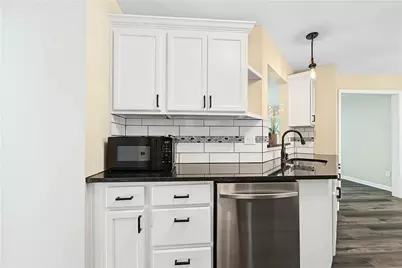 7650 Summit Trail, Riverdale, GA 30274 - Photo 9
