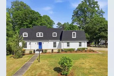 492 S Susan Creek Drive, Stone Mountain, GA 30083 - Photo 1