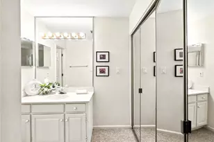 28402 Plantation Dr NE, Atlanta, GA 30324 - Photo 21