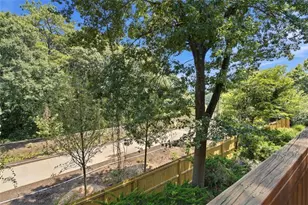 855 Commonwealth Ave SE, Atlanta, GA 30312 - Photo 15
