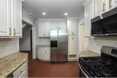 1311 Roxboro Drive, Atlanta, GA 30324 - Photo 17