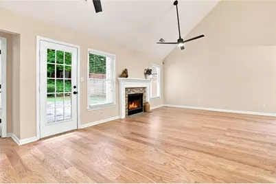 5527 Bridge Pointe Drive, Alpharetta, GA 30005 - Photo 9