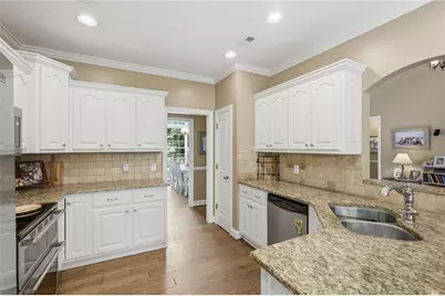 8665 Bay Drive, Gainesville, GA 30506 - Photo 17