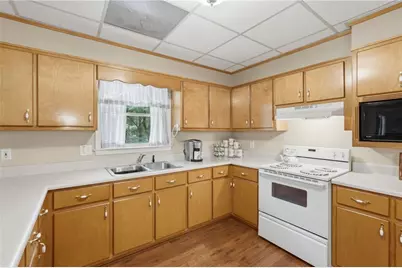 8665 Bay Drive, Gainesville, GA 30506 - Photo 41