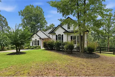 8665 Bay Drive, Gainesville, GA 30506 - Photo 5