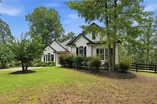 8665 Bay Dr, Gainesville, GA 30506 - Photo 5